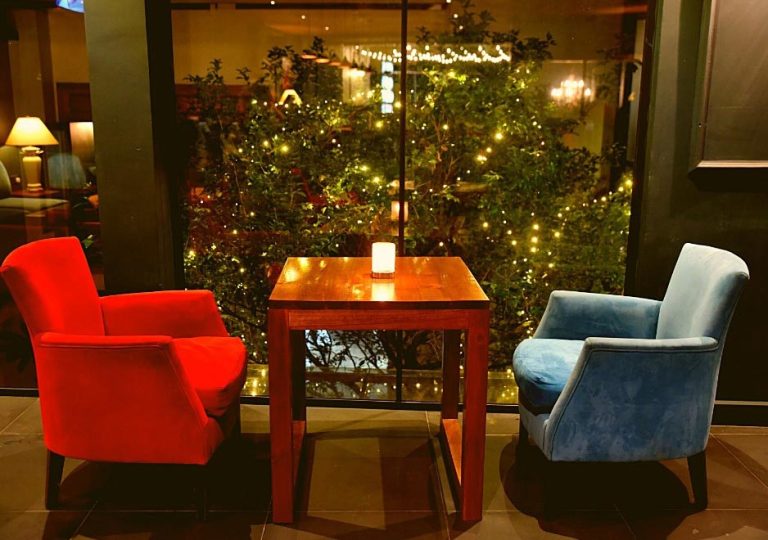 Location - Tunnel Lounge, Mount Lavinia